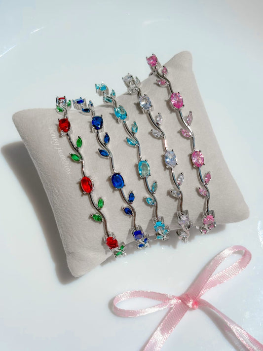 Trending Luminous Gold-Plated Crystal Tulip Bracelet