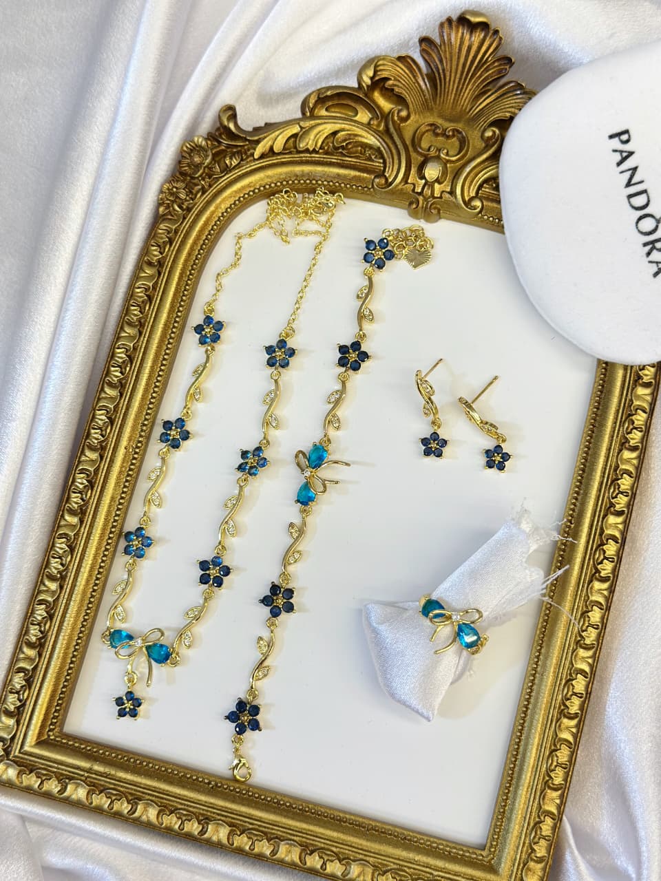 Viral Luminous Necklace Set (Adjustable)
