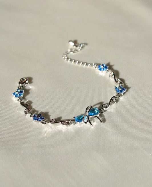 Luminous Tulip V2 — Gold-Plated Crystal Vine Bracelet
