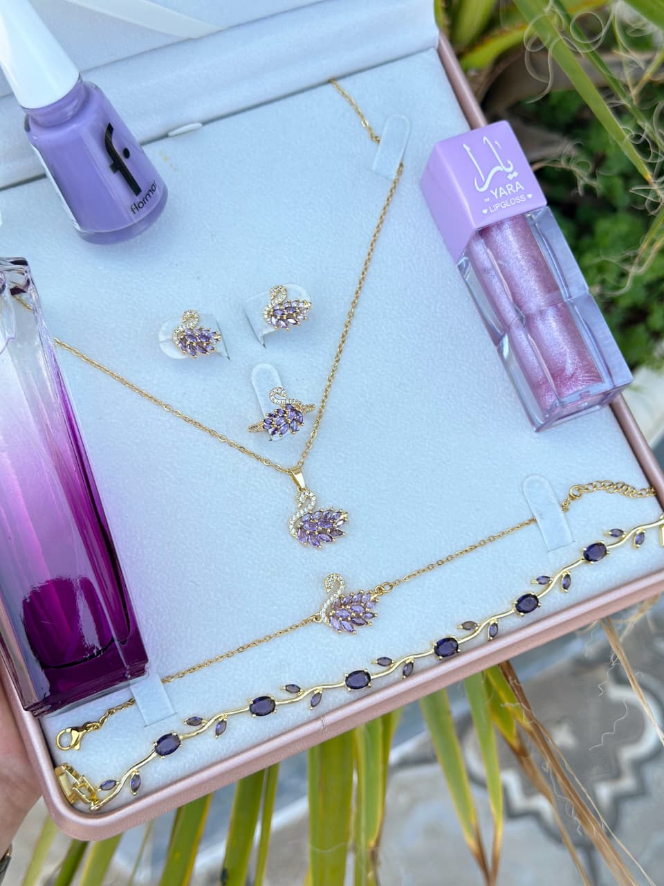 Luminous Swan Full Set (Premium Box Included)